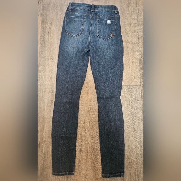 Straight leg skinny jeans - Picture 4 of 5